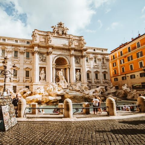 Spend a day exploring the Eternal City – Rome's historic sights are only an hour away
