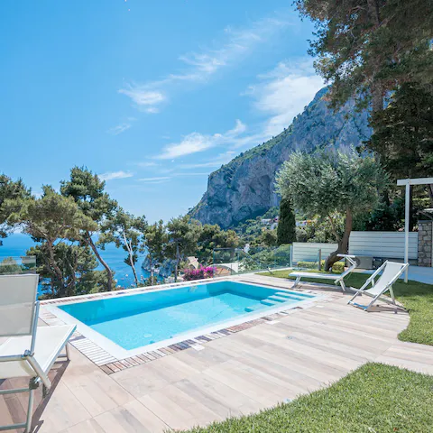 Feel inspired by the views while relaxing by the pool