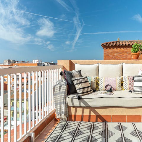 Step onto the balcony and enjoy a wonderful sense of relaxation
