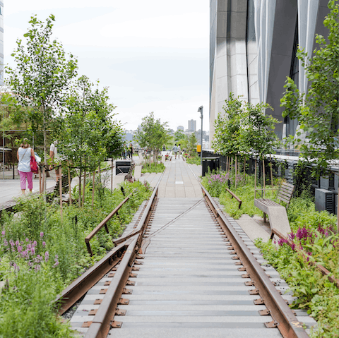 Stroll down The High Line – an elevated, linear park that once was an old rail line 