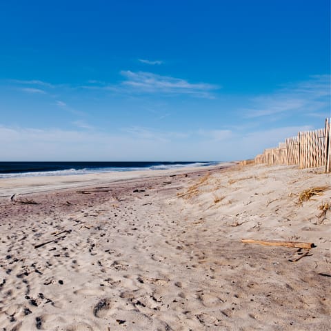 Spend sunny afternoons at Louse Point Town Beach, a three-minute drive or a twenty-minute walk away