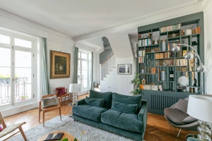 Parisian Family image 1