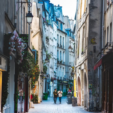 Get acquainted with the charming streets of Le Marais by wandering aimlessly