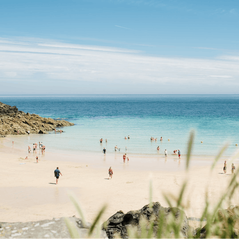 Embrace the refreshing spirit of coastal living from St Ives 
