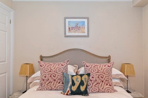 Battersea Parkside image 5