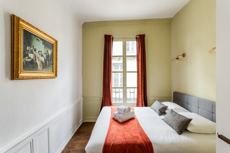 Chartreuse & Brick additional image