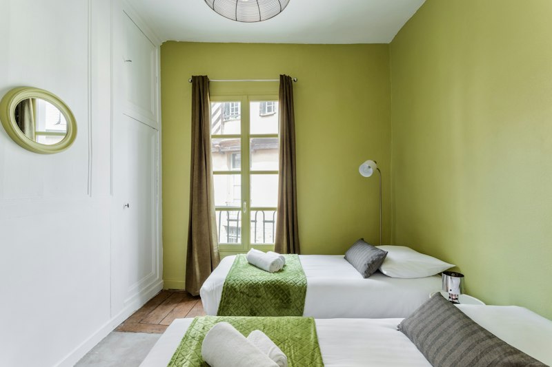 Chartreuse & Brick additional image