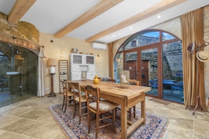 Provencal Hideaway image 13