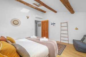 Provencal Hideaway image 12