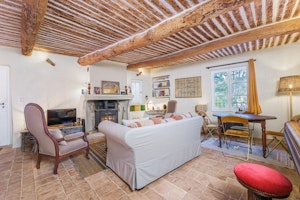 Provencal Hideaway image 3