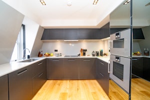 Covent Garden Heights image 11