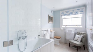 The White Cottage image 9