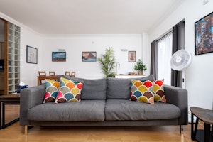 East London Perch image 8