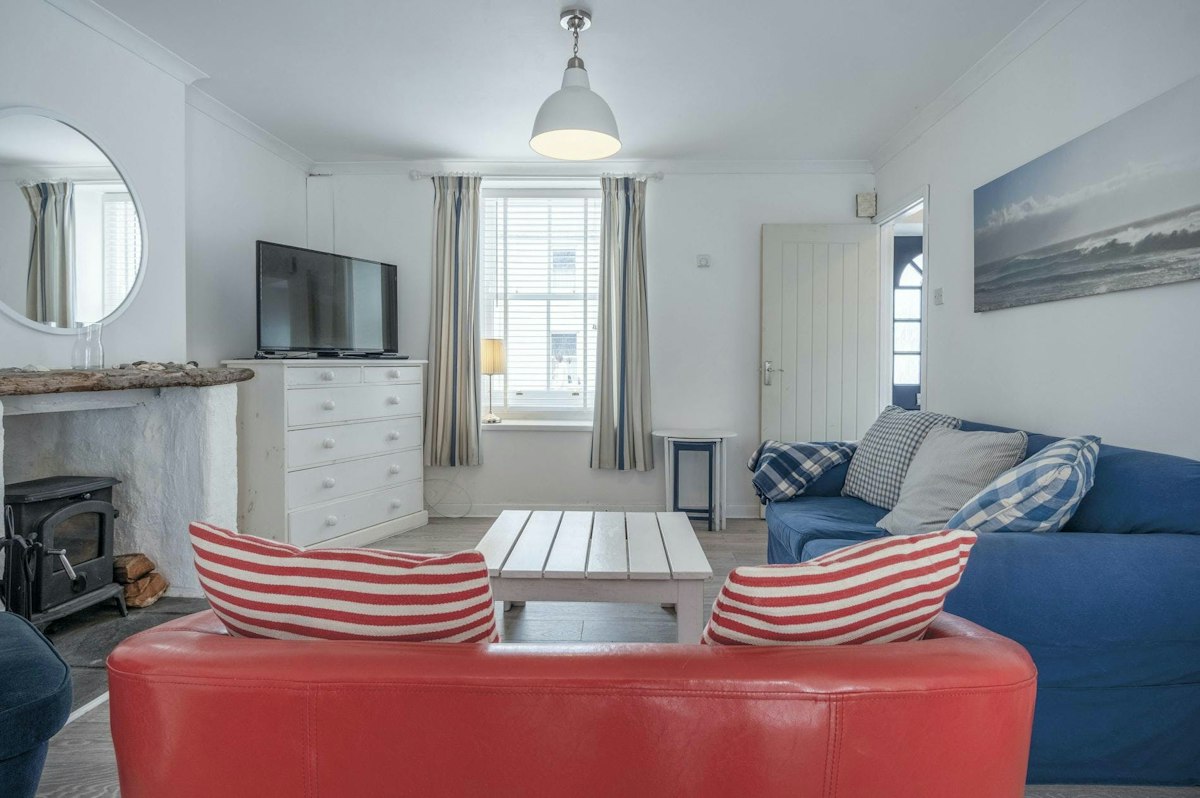 Sandy Bay Getaway, Wales