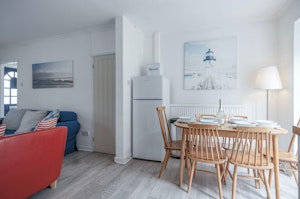 Sandy Bay Getaway image 12
