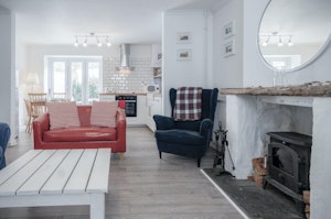 Sandy Bay Getaway image 7