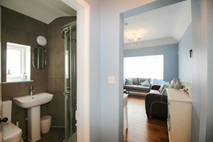 Georgian Pearl image 11