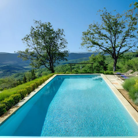 Enjoy idyllic views over the Umbrian countryside from the pool