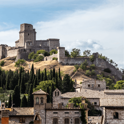 Spend the day exploring historic Assisi – an hour's drive away
