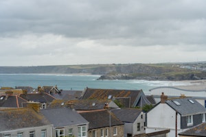 Surf the Wave image 2