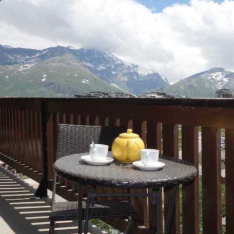 Sip your morning tea on the balcony and admire the mountain views