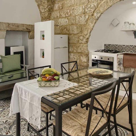 Share delicious Italian feasts and wine at the dining table