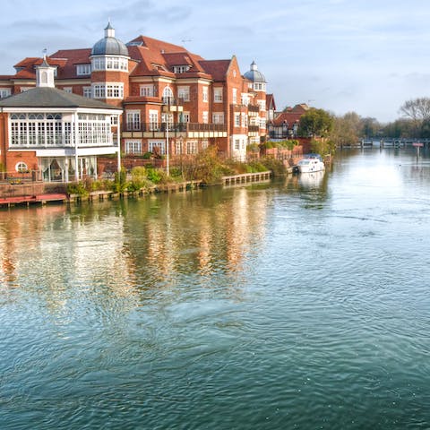 Go for a stroll along the nearby Thames in Windsor