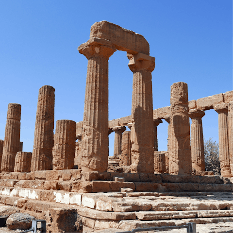 Take a tour of the Valley of the Temples in Agrigento