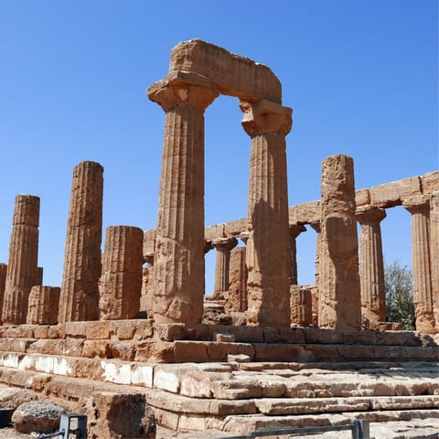 Take a tour of the Valley of the Temples in Agrigento