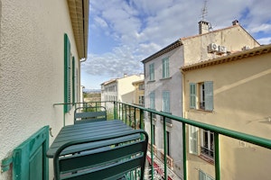 Antique Antibes image 10