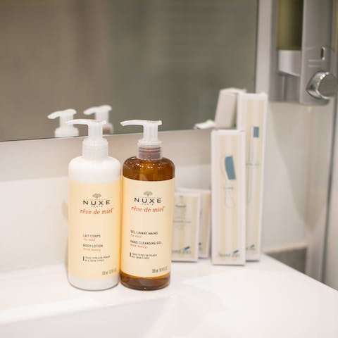 Receive hotel-like treatment