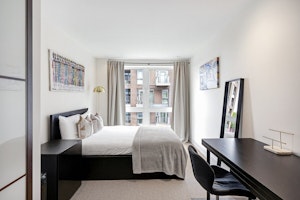 Chelsea Heights image 9