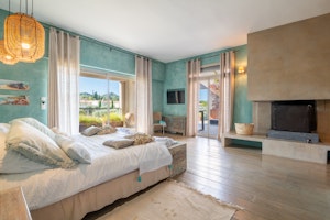 The French Retreat image 2