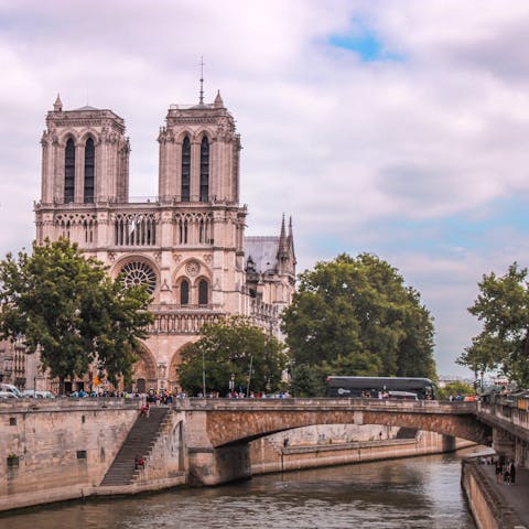 Stroll just six minutes to the iconic Notre-Dame Cathedral