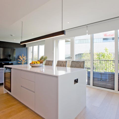 Enjoy breakfast at the island or outside in the sunshine