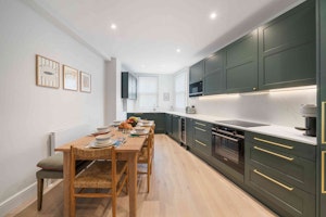 Elegant Haven image 9
