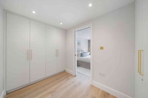 Elegant Haven image 8