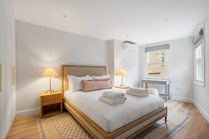 Elegant Haven image 7