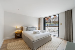 Elegant Haven image 4