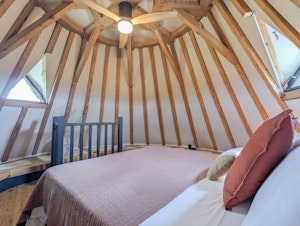 Picturesque Views image 11
