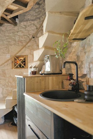 Picturesque Views image 9