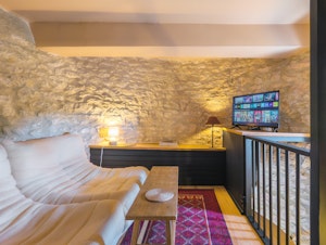 Picturesque Views image 8