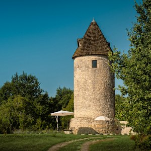 Picturesque Views image 6