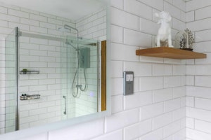 Shingle & Still Water image 9