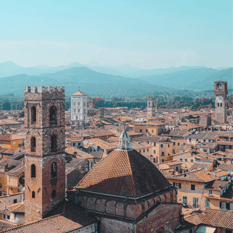 Make the short drive into the medieval city of Lucca, just down the road