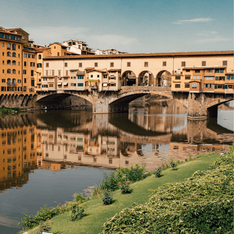 Take a ten-second stroll to the stunning Ponte Vecchio 