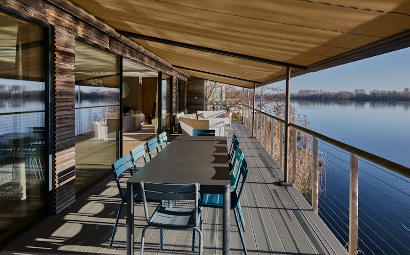 The Glass Lakehouse additional image