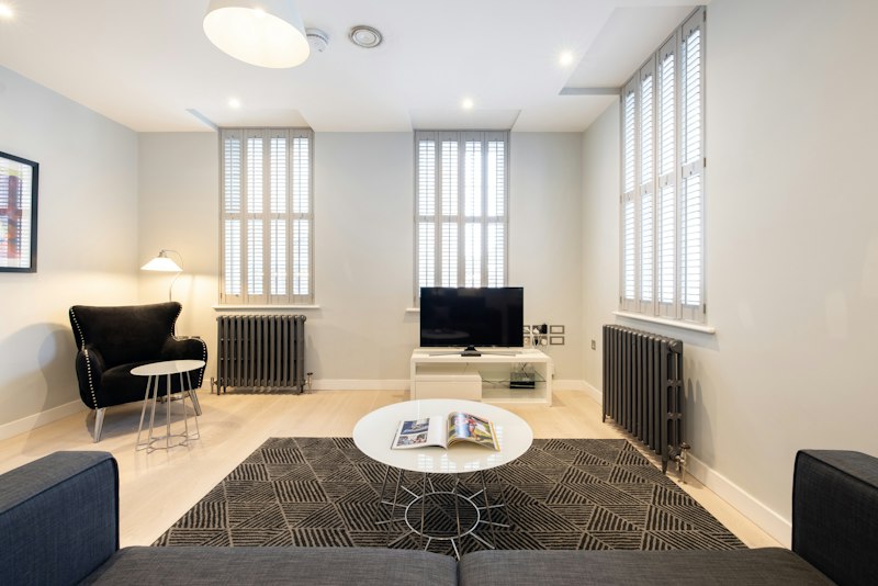 London Luxe additional image