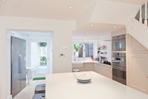 Islington White image 2