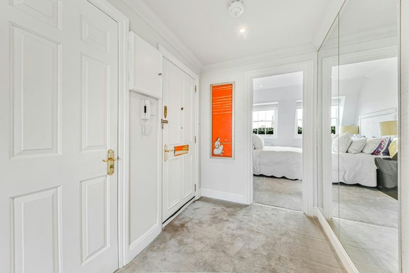 Stucco and Hyde additional image